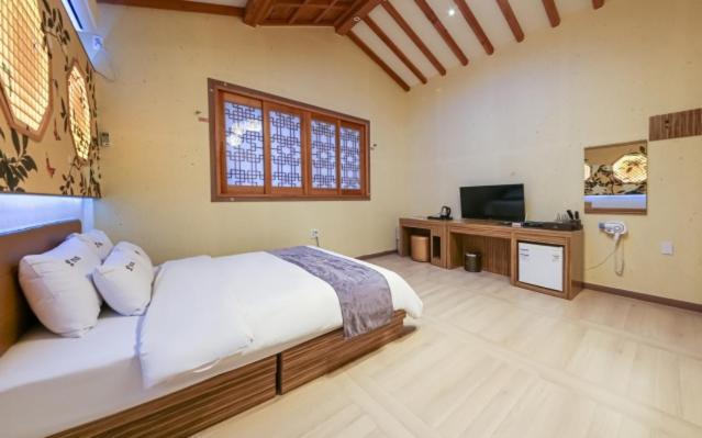 Jeonju Hanok Hotel Kung エクステリア 写真