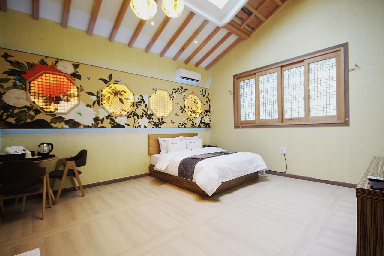 Jeonju Hanok Hotel Kung エクステリア 写真