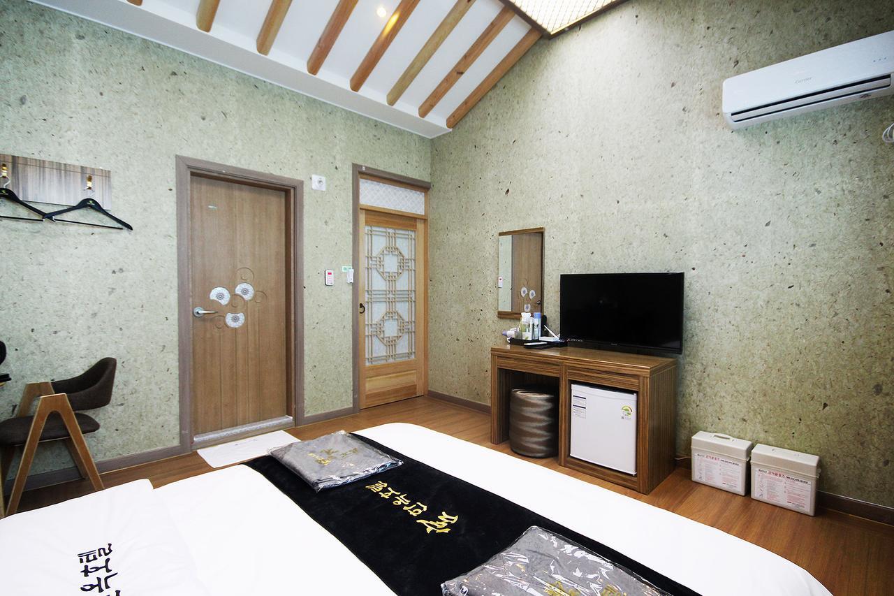 Jeonju Hanok Hotel Kung エクステリア 写真